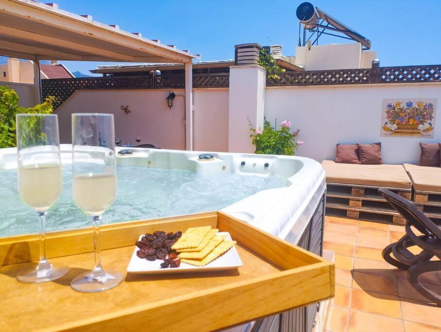 Ferienwohnung Penthouse With Jacuzzi And Spectacular Sea Views Nerja Exterior foto