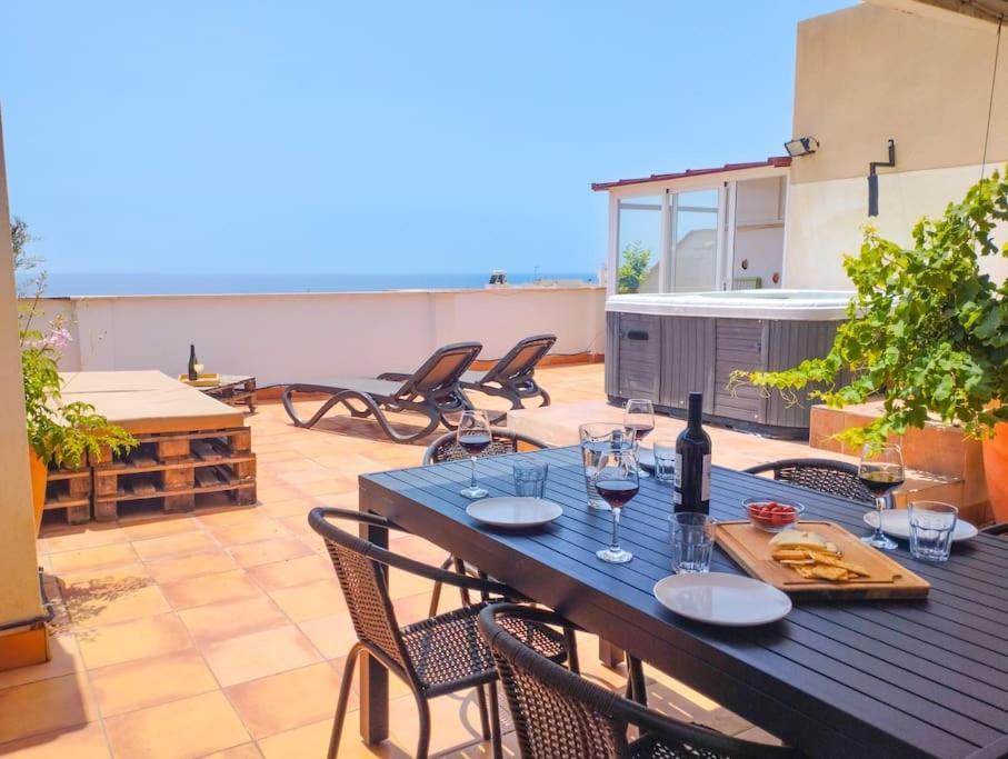Ferienwohnung Penthouse With Jacuzzi And Spectacular Sea Views Nerja Exterior foto